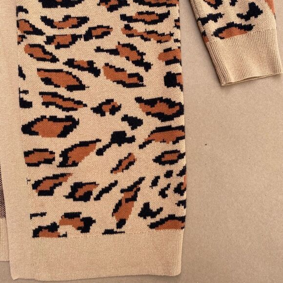 Splendid Leopard Cardigan - Picture 5 of 6
